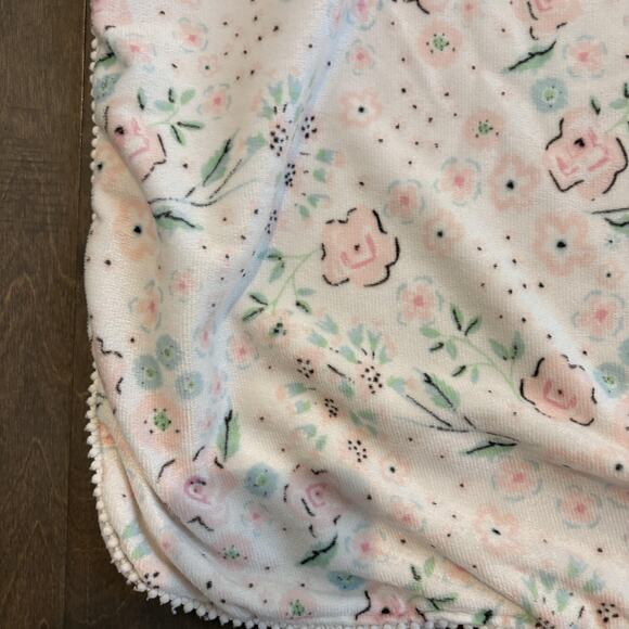 Laura‎ Ashley Baby Blanket Girls 30x40 Reversible Floral Gingham Soft Polyester - Picture 3 of 9